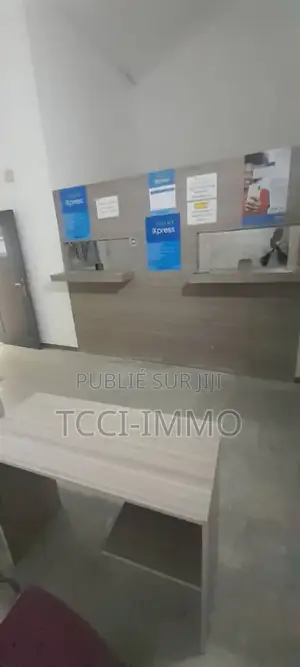 3chbre Duplex dans Tcci Sarl, Cocody à Louer