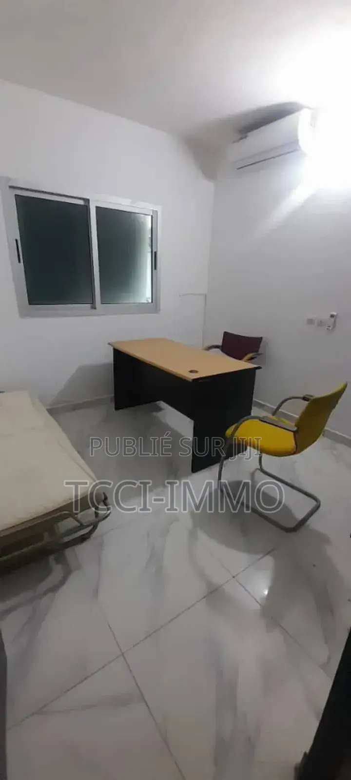 3chbre Duplex dans Tcci Sarl, Cocody à Louer