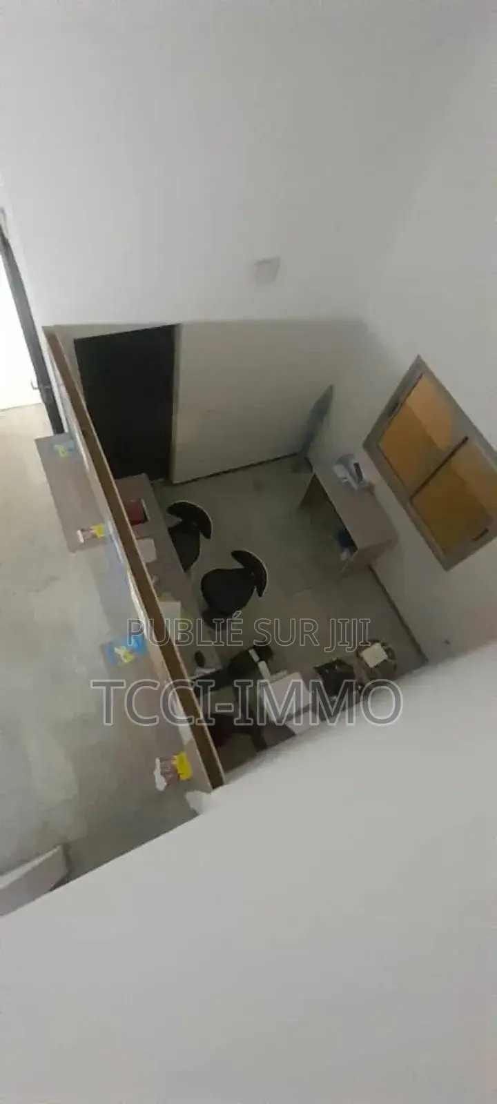 3chbre Duplex dans Tcci Sarl, Cocody à Louer