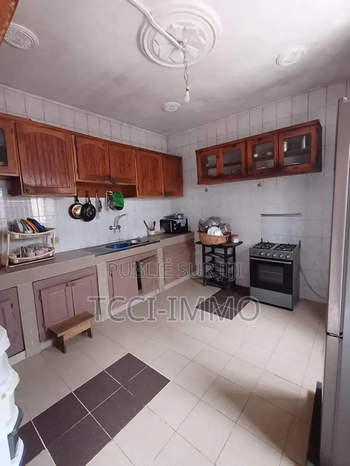 7chbre Duplex dans Tcci Sarl, Deux Plateaux à Louer