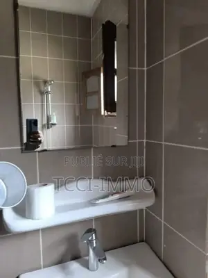 7chbre Duplex dans Tcci Sarl, Deux Plateaux à Louer