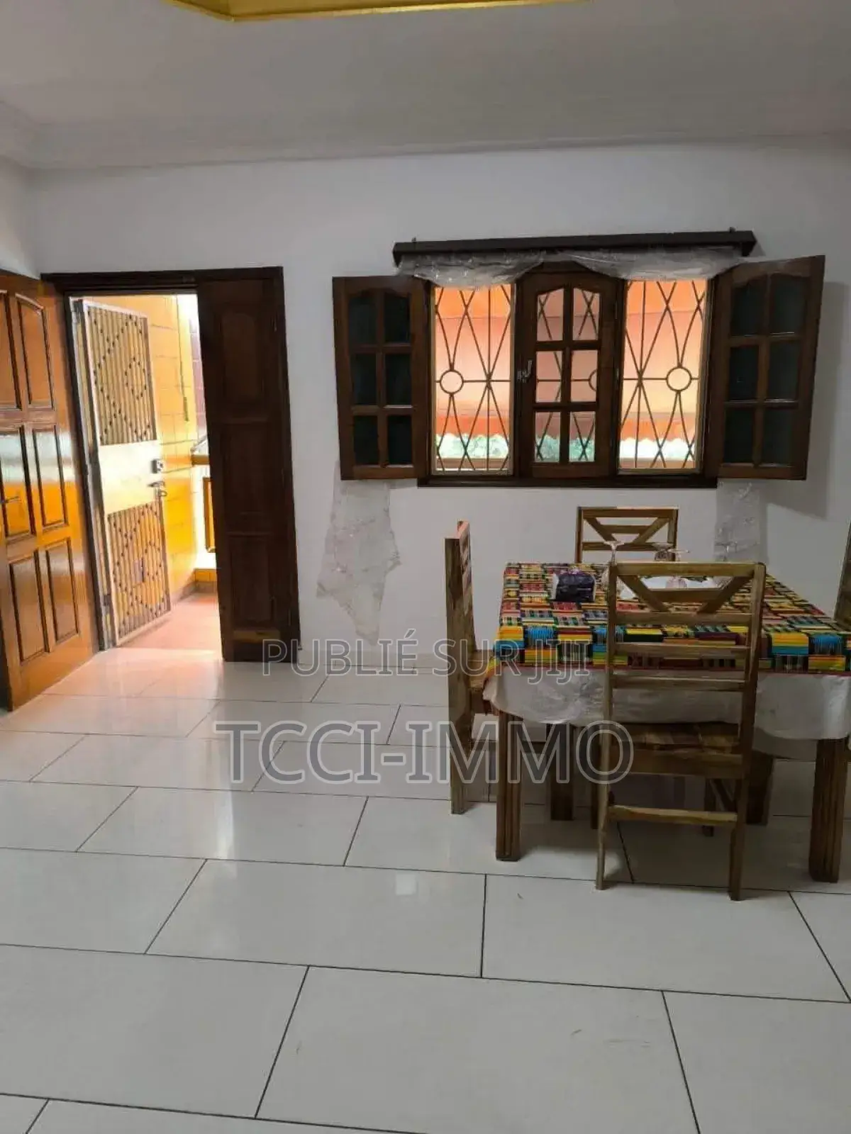 7chbre Duplex dans Tcci Sarl, Deux Plateaux à Louer