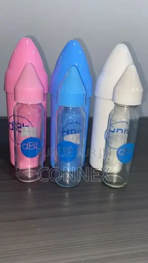 Photo - Biberons DBB Élégants Avec Étui Protecteur. Livraison Gratuite