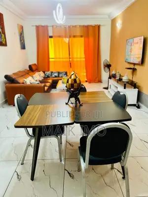 Résidence Meublée De 3 Pièces À San-Pedro