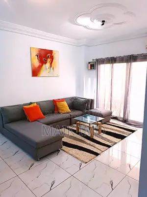 Résidence Meublée De 3 Pièces À San-Pedro