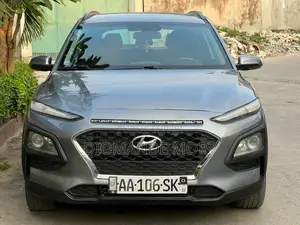 Photo - Hyundai Kona SEL 2021 Gris