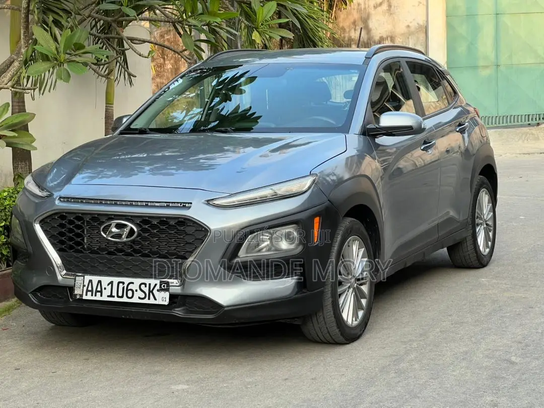 Hyundai Kona SEL 2021 Gris
