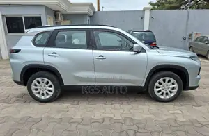 Suzuki Vitara 2025 Gris