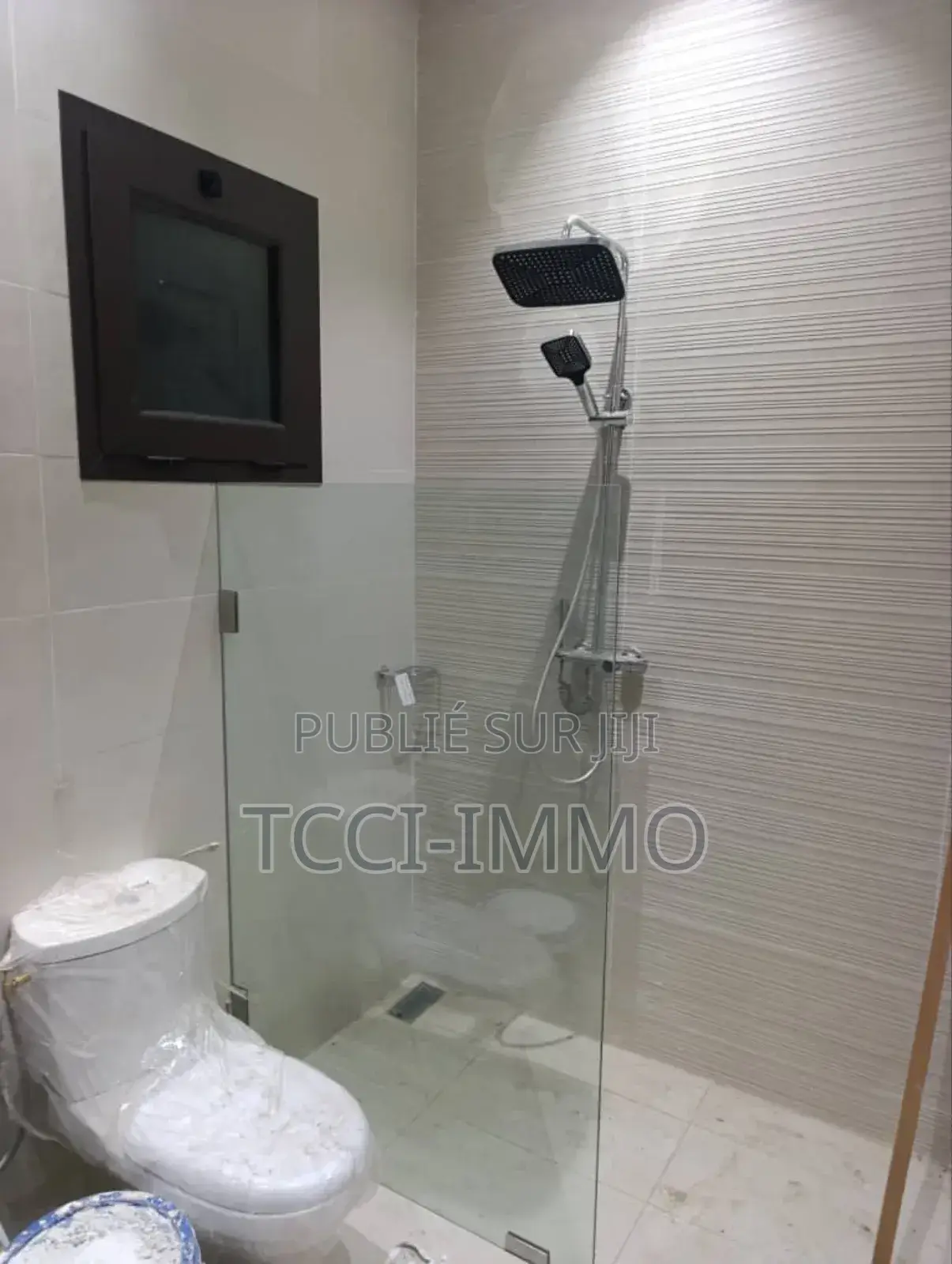 5chbre Duplex dans Tcci Immo, Cocody à Vendre