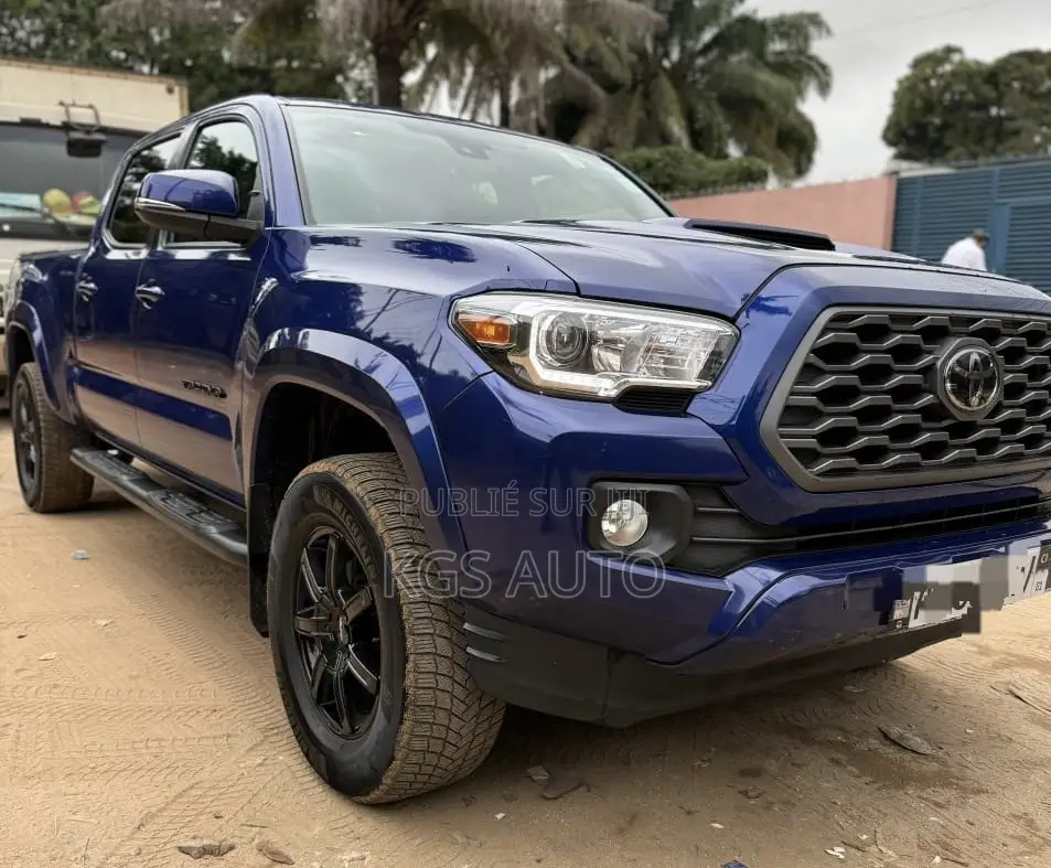 Toyota Tacoma TRD Sport Double Cab 5' Bed V6 MT 2023 Blue