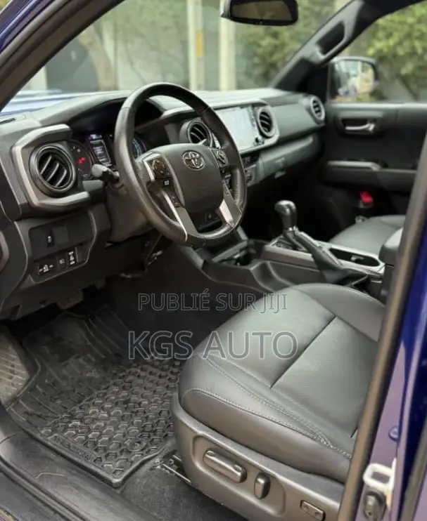 Toyota Tacoma TRD Sport Double Cab 5' Bed V6 MT 2023 Blue