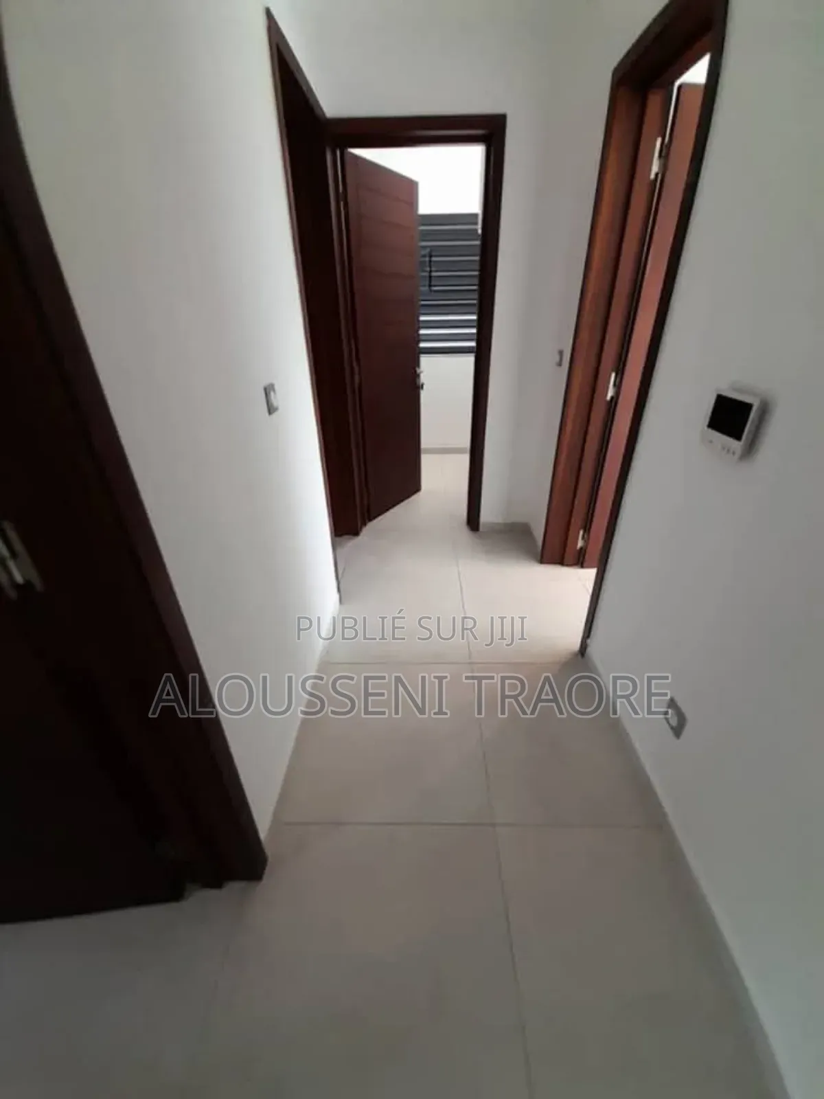 3chbre Duplex dans Tas Btp Entreprise, Cocody à Vendre