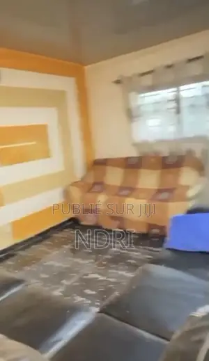 4chbre Maison dans Building House, Bingerville à Vendre