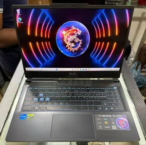 Photo - New Ordinateur Portable MSI Cyborg 15 16GB Intel Core I5 SSD 512GB