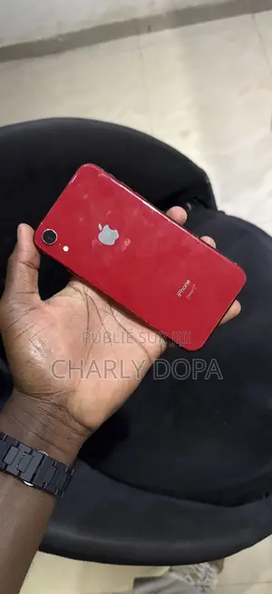 Apple iPhone XR 64 GB Rouge