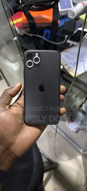 Photo - Apple iPhone 11 Pro 64 GB Vert