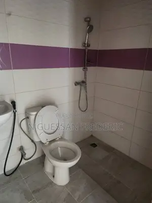 Furnished 2chbre Appartement dans Marcory à Louer