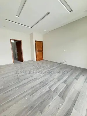 Furnished 5chbre Duplex dans Cocody à Louer