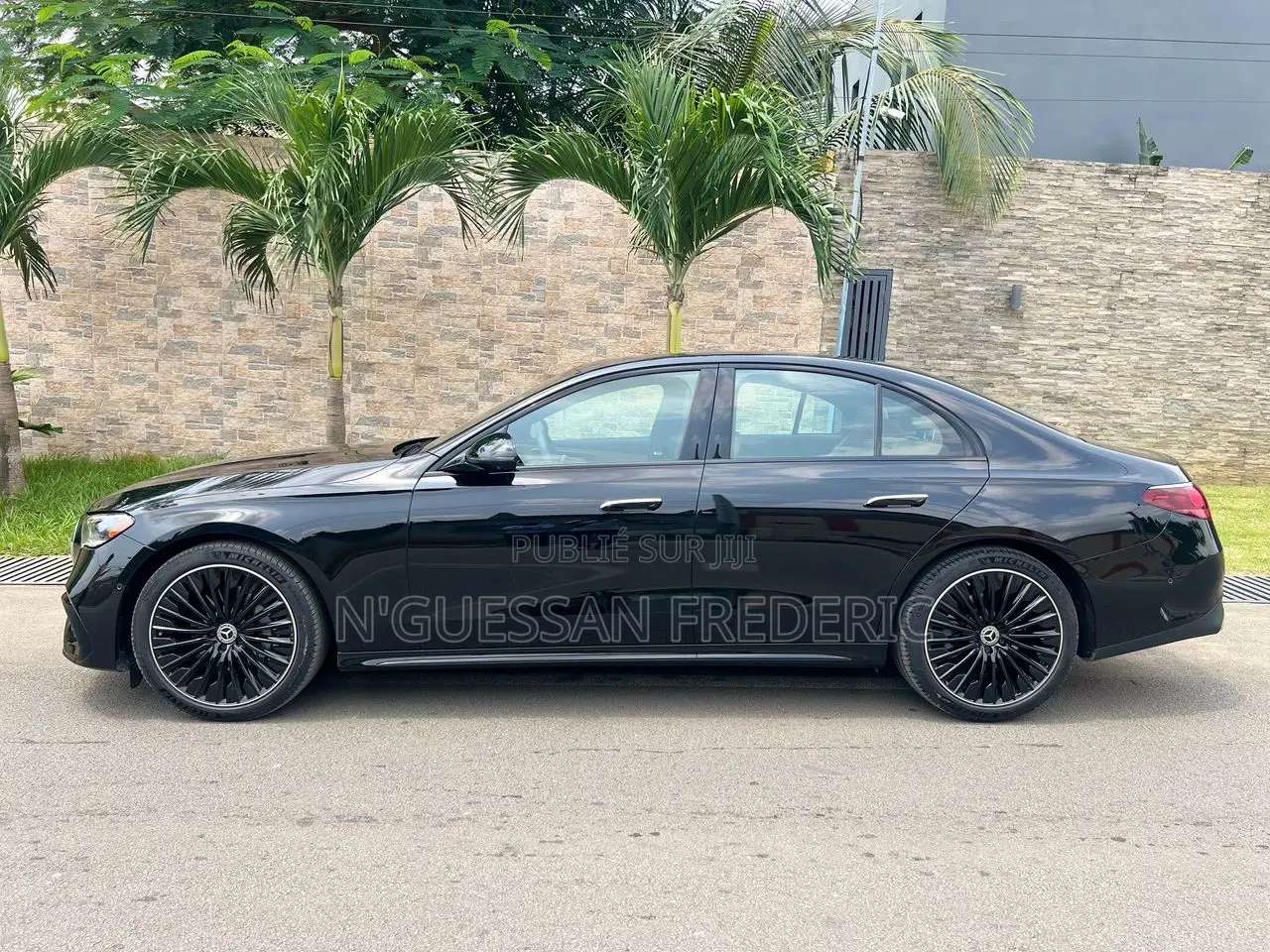 New Mercedes-Benz E350 2025 Black