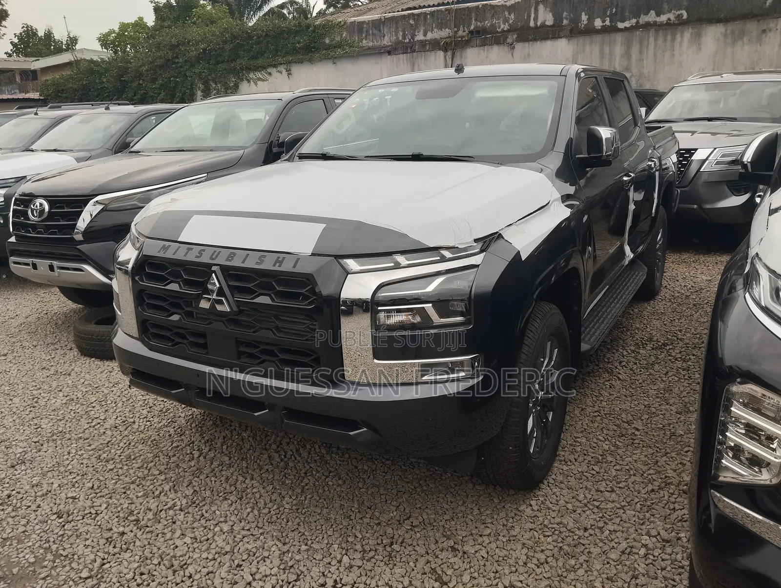 New Mitsubishi L200 2025 Black