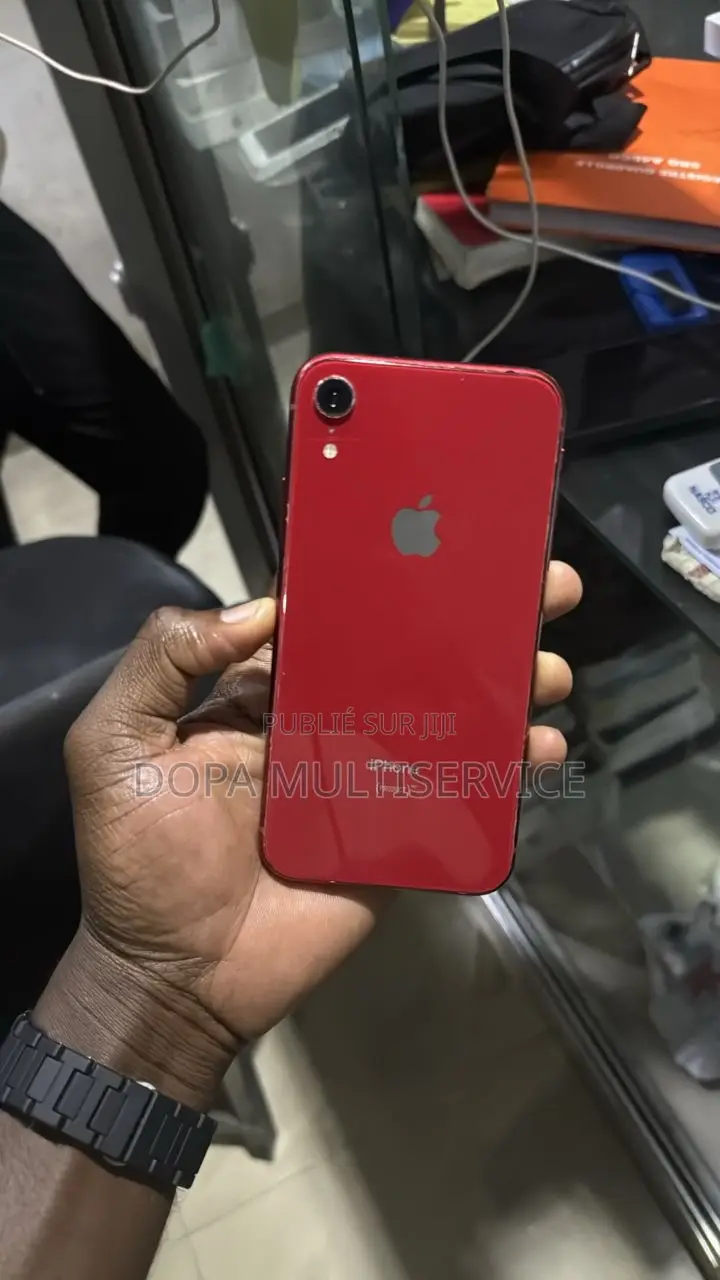 Apple iPhone XR 64 GB Rouge