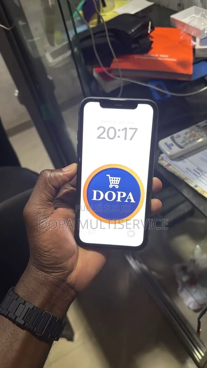 Apple iPhone 11 64 GB Black