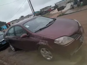 Nissan Primera Wagon 2000 Bordeaux