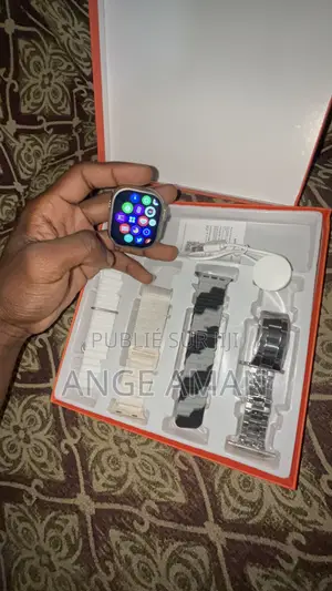 Smart Watch Ultra 2 + 4 Bracelets De Rechange – Montre Connectée