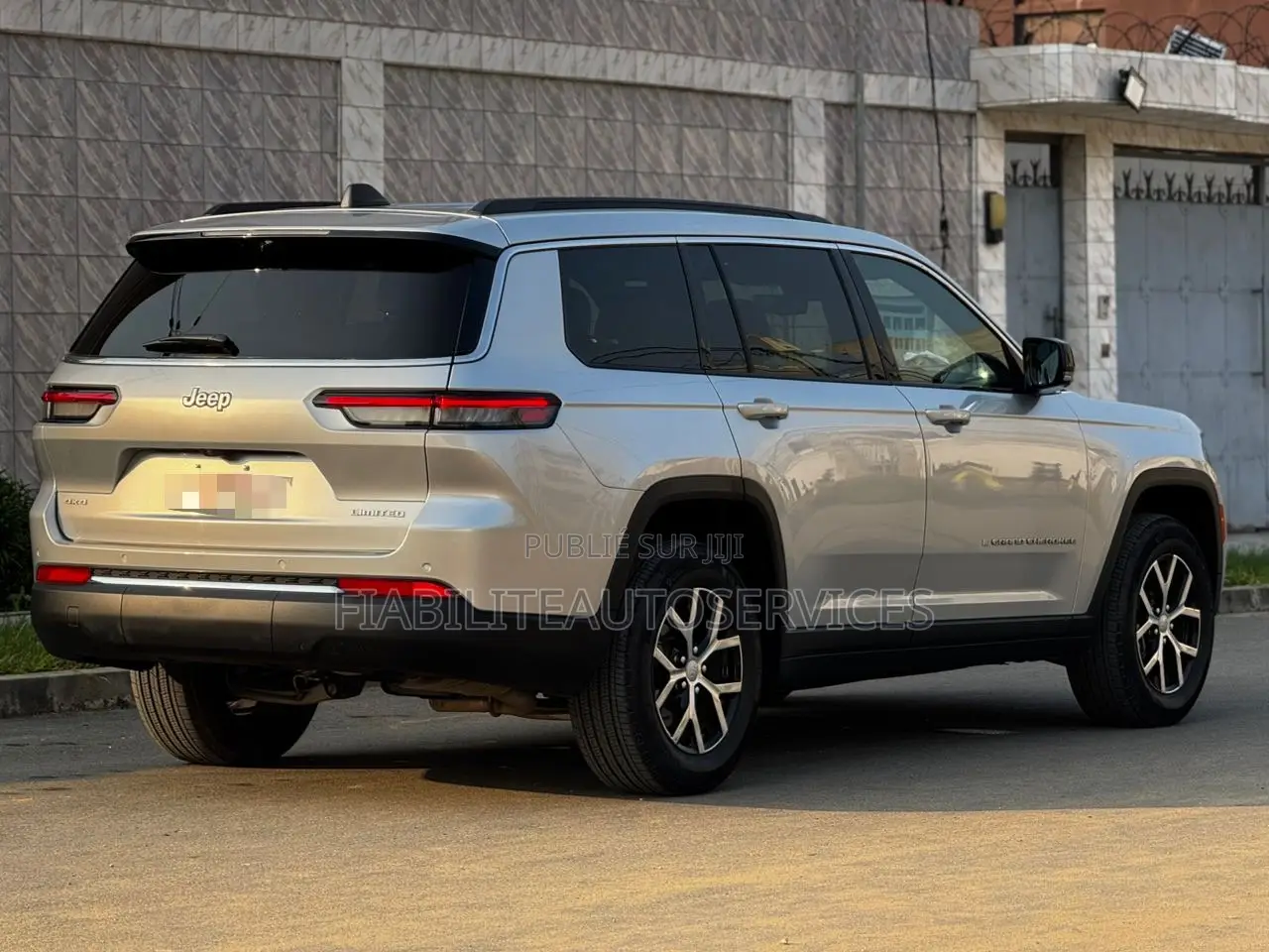 Jeep Grand Cherokee L 2025 Gris
