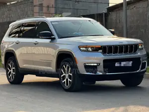 Jeep Grand Cherokee L 2025 Gris
