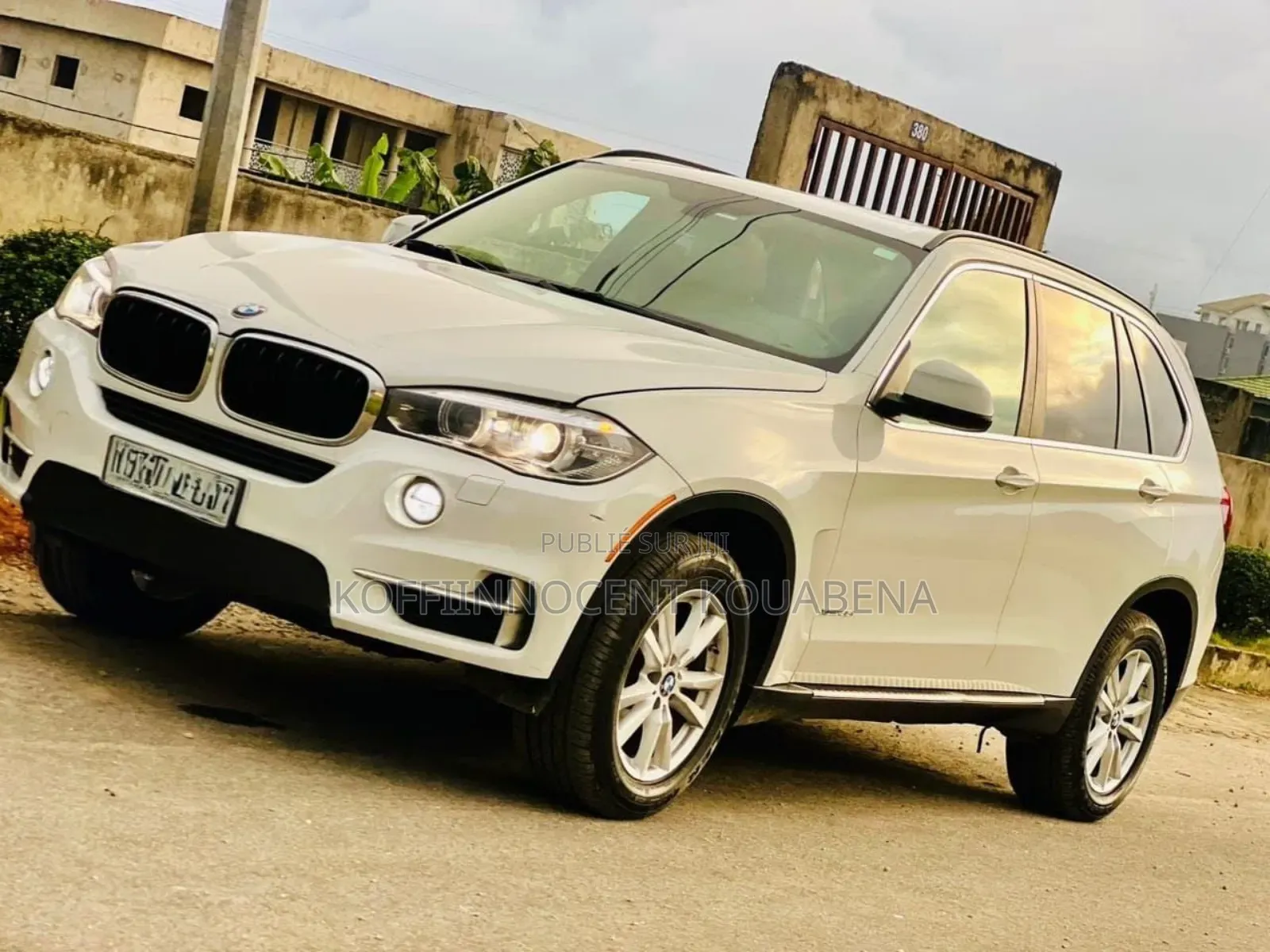 BMW X6 sDrive35i Coupe 4x2 (3.0L 6cyl 8A) 2017 Blanc