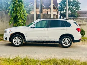 BMW X6 sDrive35i Coupe 4x2 (3.0L 6cyl 8A) 2017 Blanc