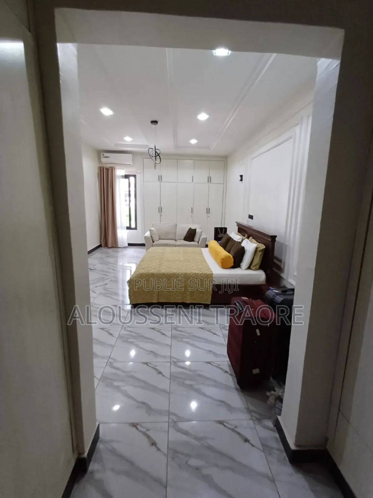 4chbre Maison dans Tas Btp Entreprise, Cocody à Vendre