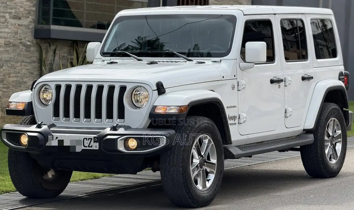 Jeep Wrangler Sahara 4 Door 4x4 2023 Blanc