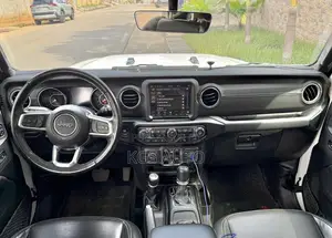 Jeep Wrangler Sahara 4 Door 4x4 2023 Blanc