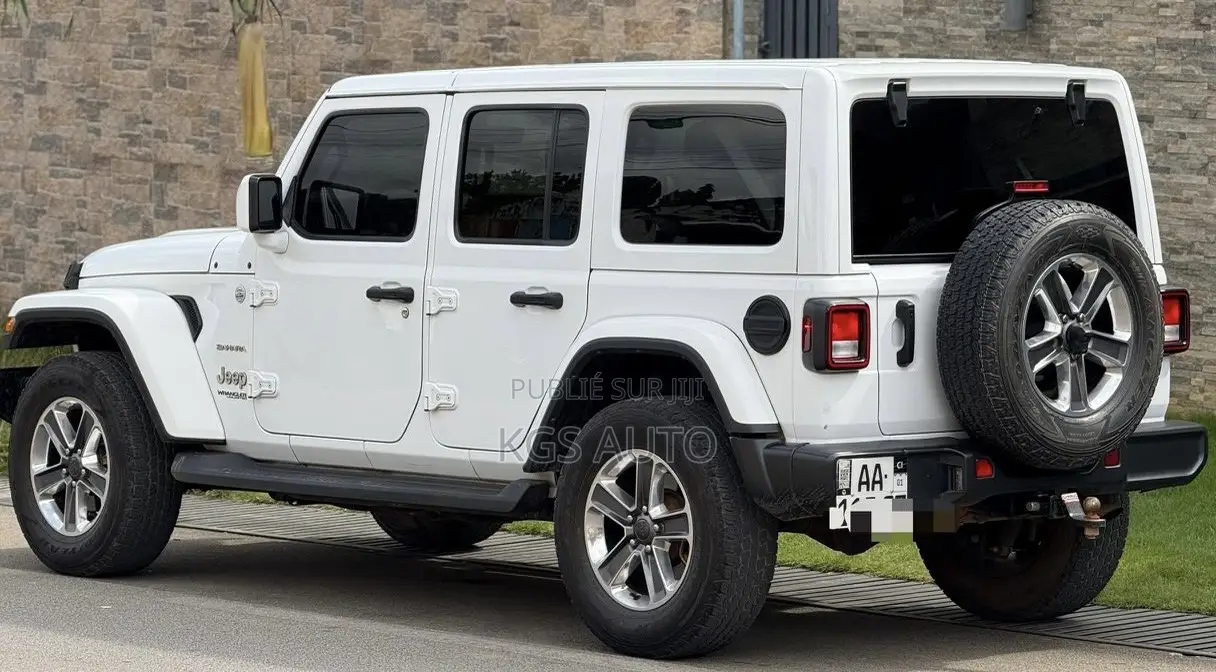 Jeep Wrangler Sahara 4 Door 4x4 2023 Blanc