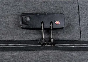 Sac À Dos Disponible en Couleur Noir