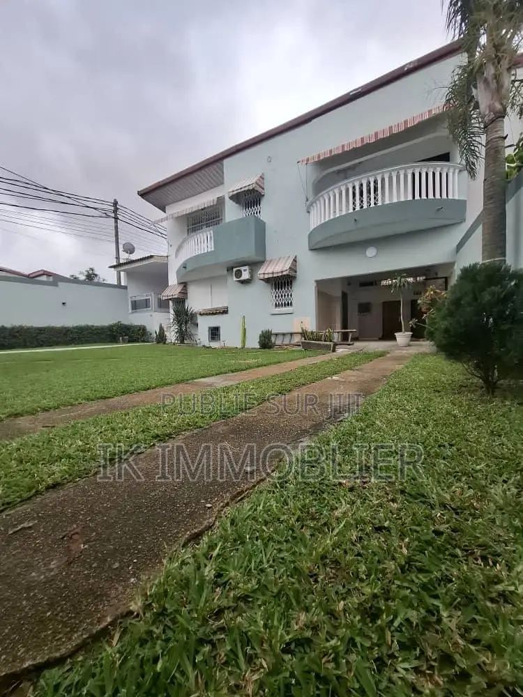 Villa Haut Standing en Location