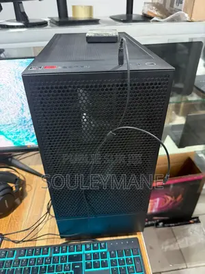 Photo - New Ordinateur De Bureau Asus 16GB AMD Ryzen 5 SSD 1T