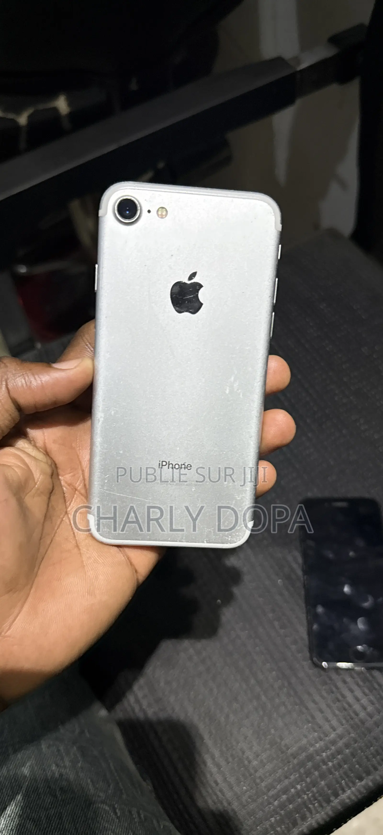 Apple iPhone 7 32 GB Argenté