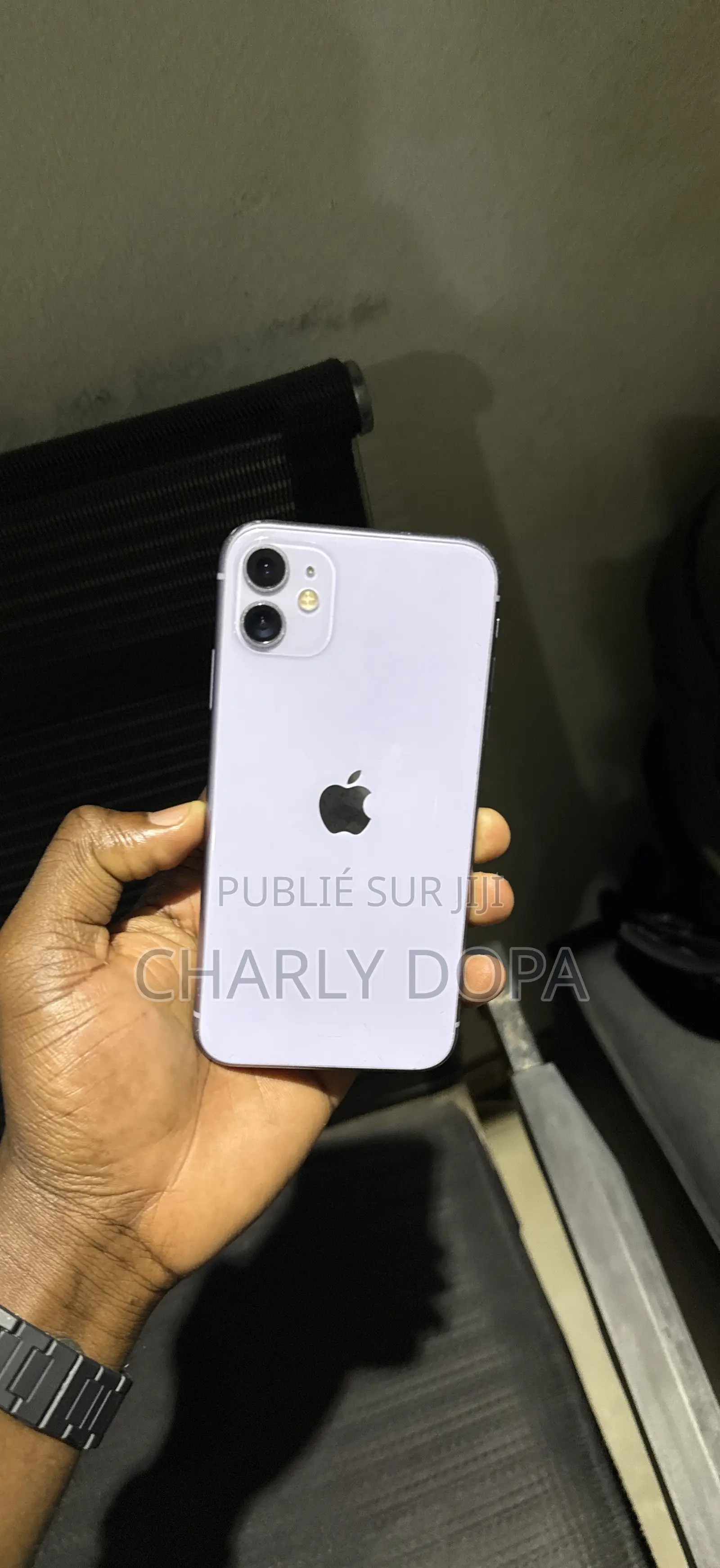 Apple iPhone 11 64 GB Violet