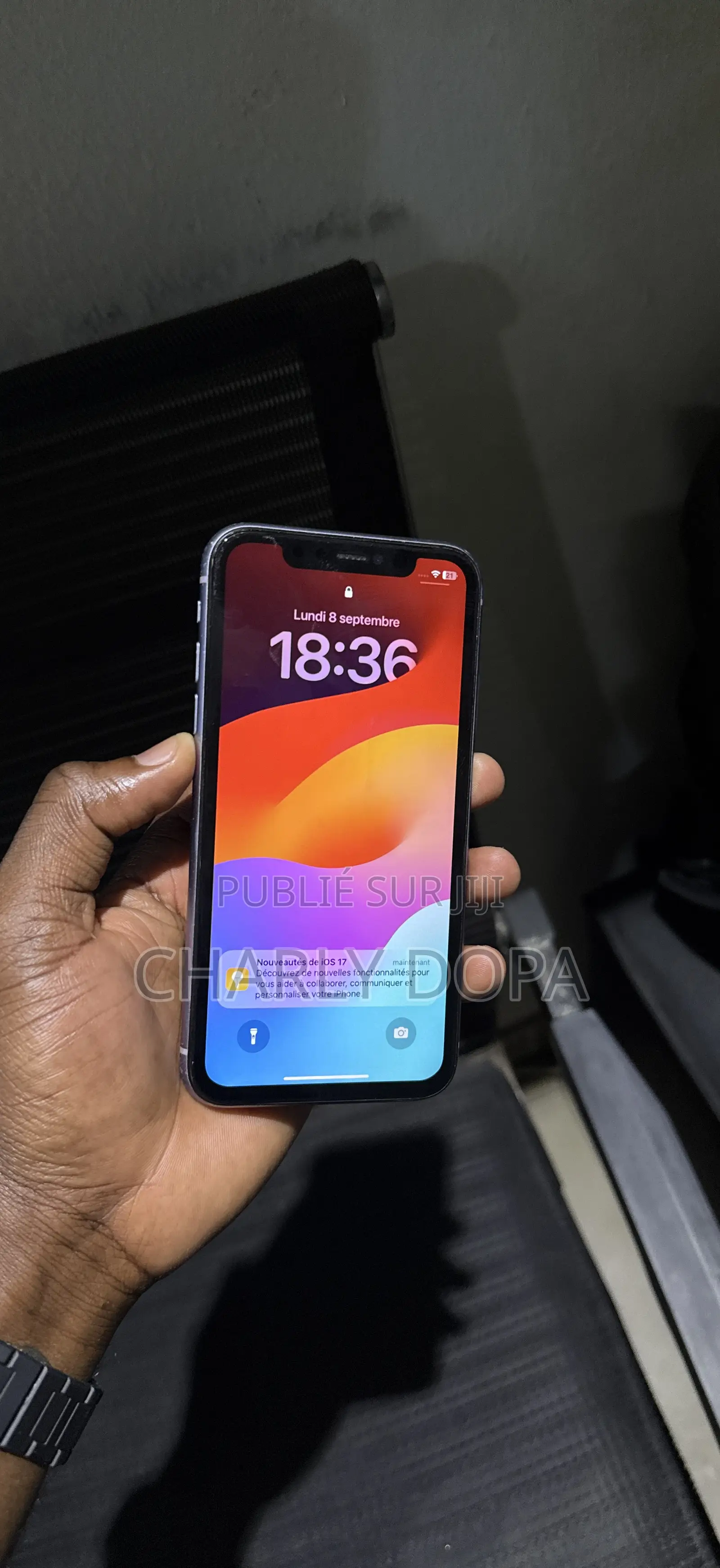 Apple iPhone 11 64 GB Violet