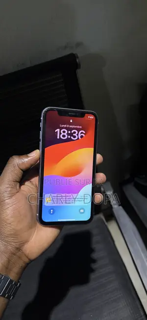 Apple iPhone 11 64 GB Violet