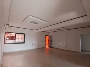 2chbre Appartement dans Mockeyville,, Grand-Bassam à Louer