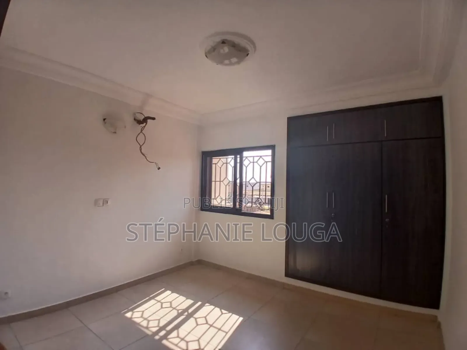 2chbre Appartement dans Mockeyville,, Grand-Bassam à Louer