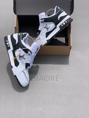 Photo - Louis Vuitton