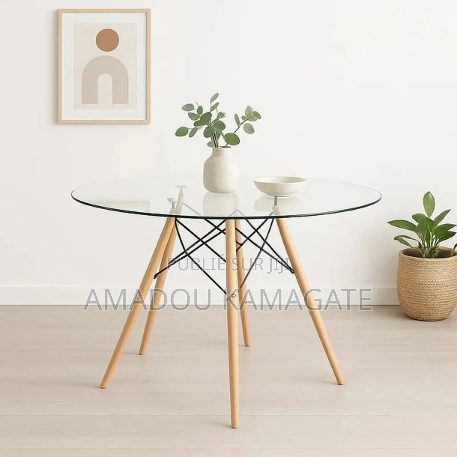Table Ronde Style Scandinave