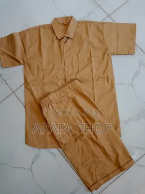 Photo - Uniformes Scolaires Kaki