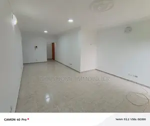 2chbre Appartement dans Cocody à Louer