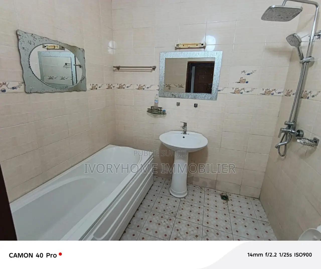 2chbre Appartement dans Cocody à Louer